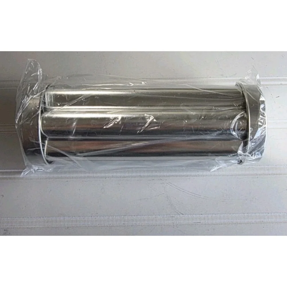Pampered‎ Chef Bread Tube/Flower- Product Number 12105B NEW/OPEN BOX